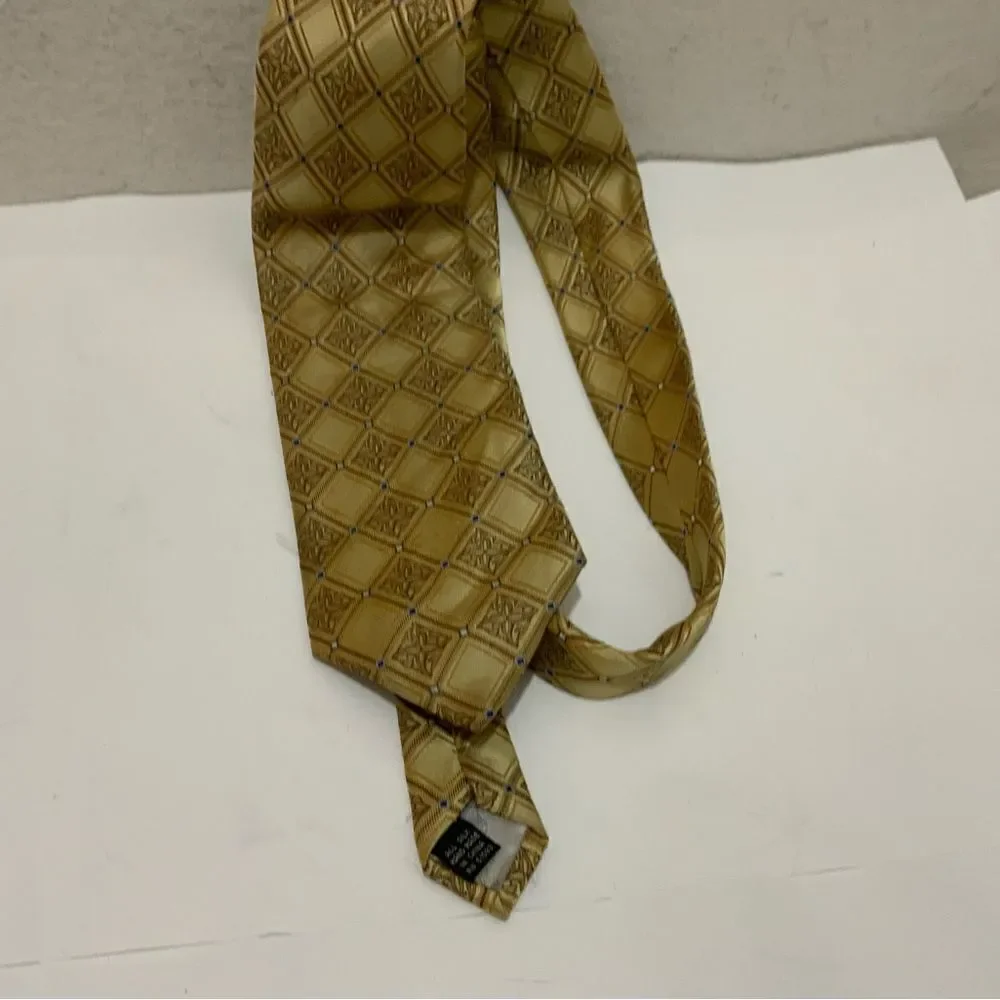 Steve Harvey Collection Silk Tie